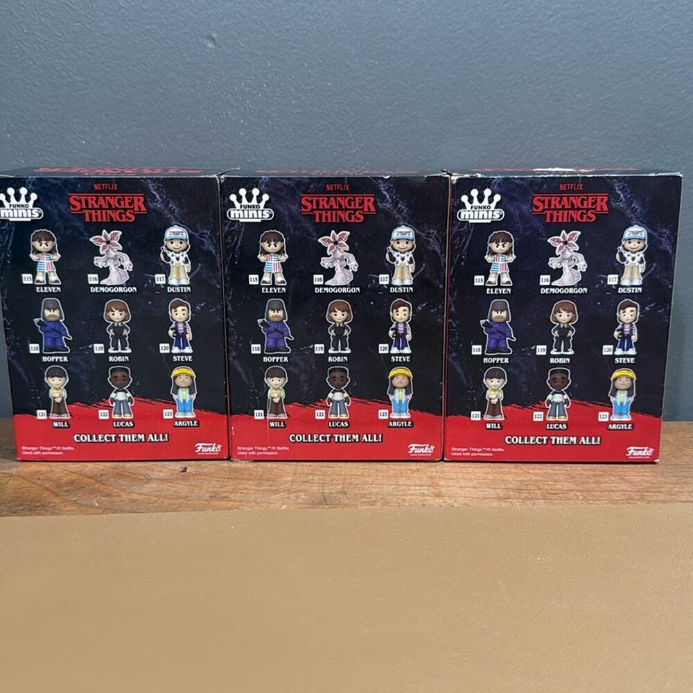 Netflix Stranger Things Funko Minis Eleven Dustin Hopper vinyl figure new in box - Picture 7 of 10